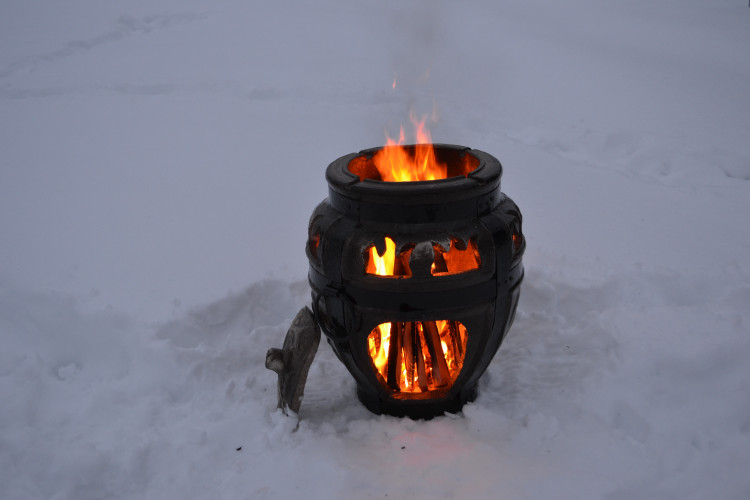 Тандыр-Камин Барельеф в Иркутске