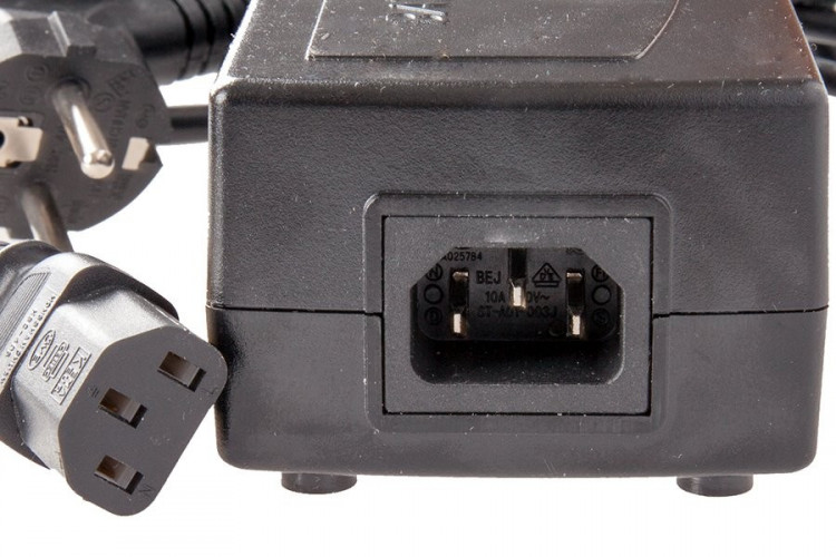 Зарядное устройство штырь 36V LEISGER/VOLT/TOTEM/Кардан в Иркутске