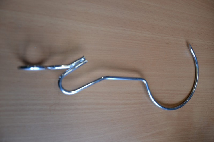 Крюк большой для приготовления кусков мяса в Иркутске