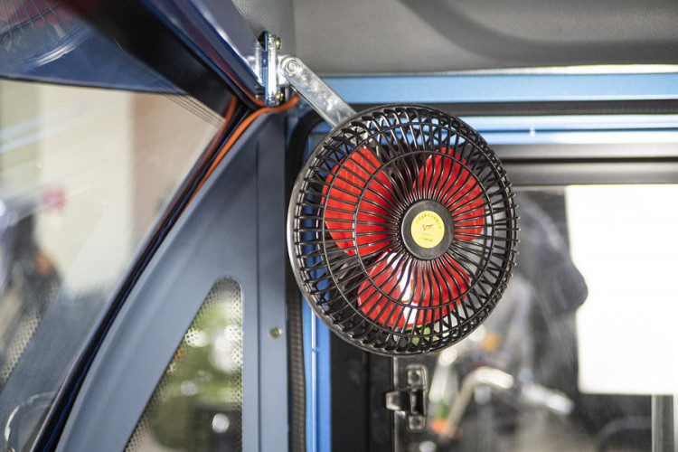 Грузовой электротрицикл Rutrike КАРГО Кабина 1500 в Иркутске